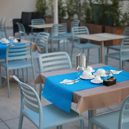 Отель Solmaris Center - & - Private Parking Тропея