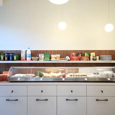 Отель Solmaris Center - & - Private Parking 5*