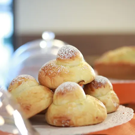 Отель Solmaris Center - & - Private Parking 5*