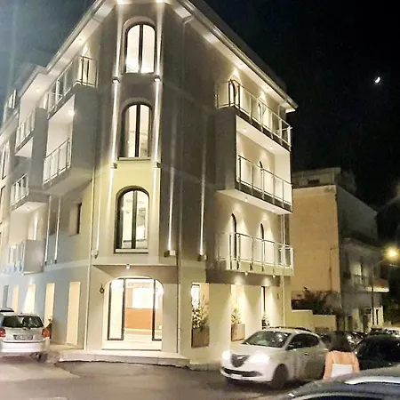 Hotell Solmaris Center - & - Private Parking Tropea