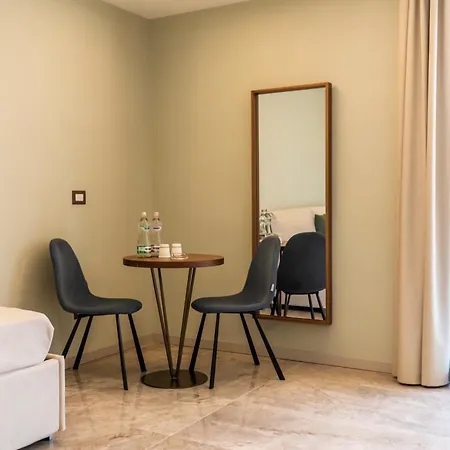 Hotel Solmaris Center - & - Private Parking Tropea