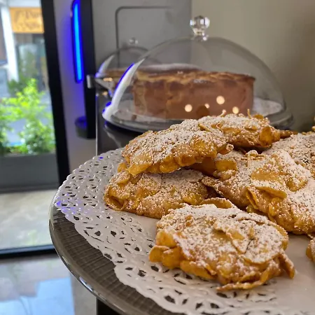 Hotel Solmaris Center - & - Private Parking 5*