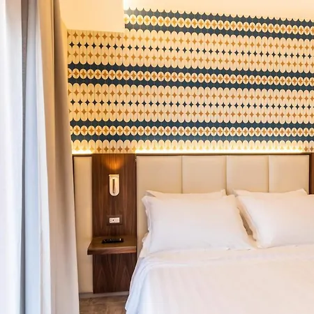 Hotel Solmaris Center - & - Private Parking Tropea