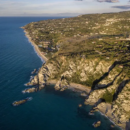 Hotell Solmaris Center - & - Private Parking Tropea