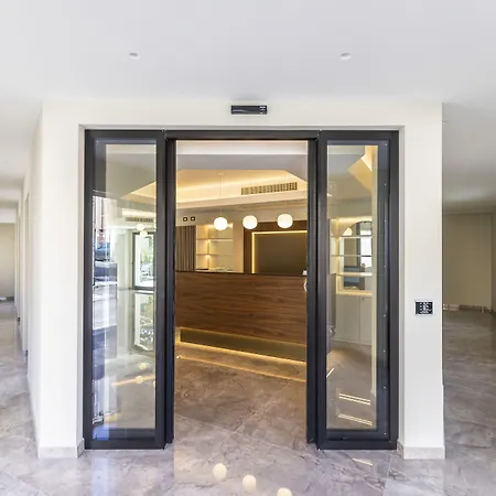 Solmaris Center - & - Private Parking Tropea