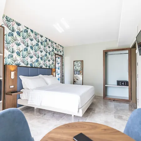Solmaris Center - & - Private Parking 5*