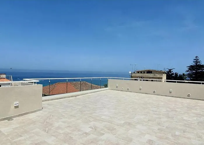 Solmaris Center - & - Private Parking Tropea