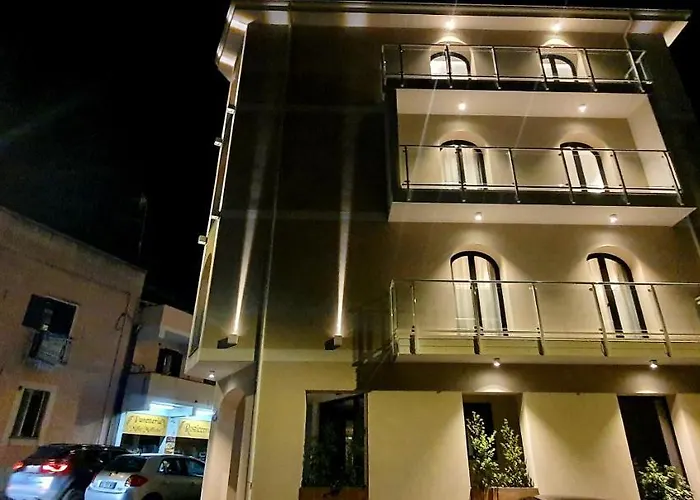 Solmaris Center - & - Private Parking Tropea