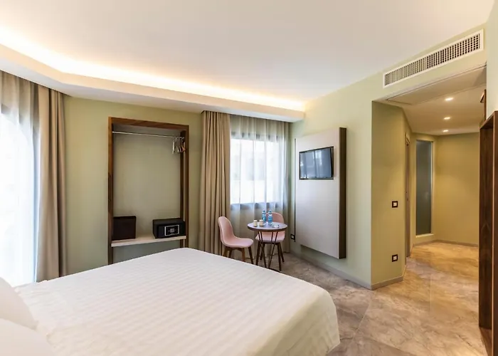 Solmaris Center - & - Private Parking 5* Tropea