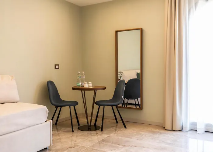 Hotel Solmaris Center - & - Private Parking Tropea