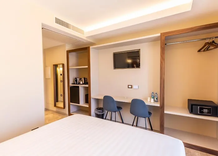 Hotel Solmaris Center - & - Private Parking Tropea