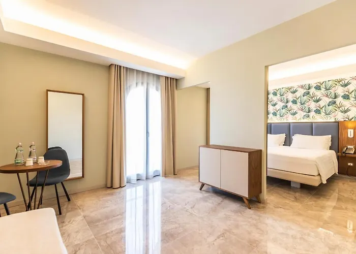 Solmaris Center - & - Private Parking 5* Tropea