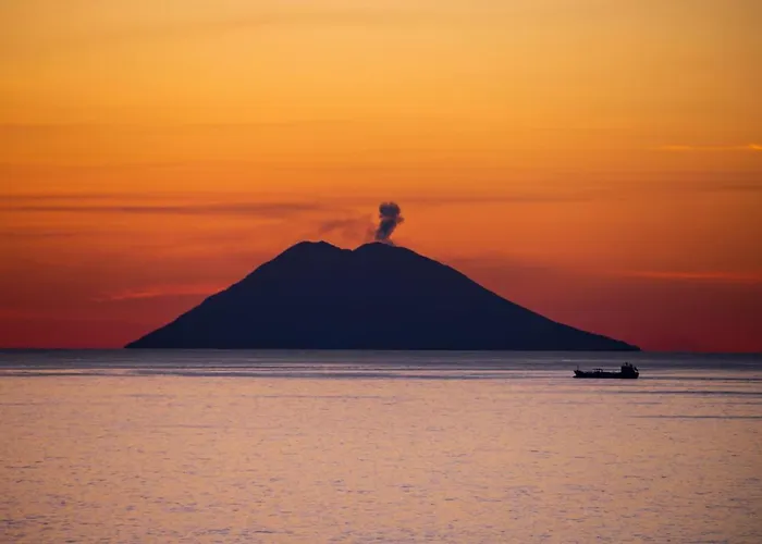 Hotel Solmaris Center - & - Private Parking Tropea